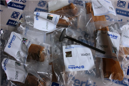 柴油機1206E配件銷售中心油底殼墊、T414441壓縮機、氣門、搖臂軸(1200)